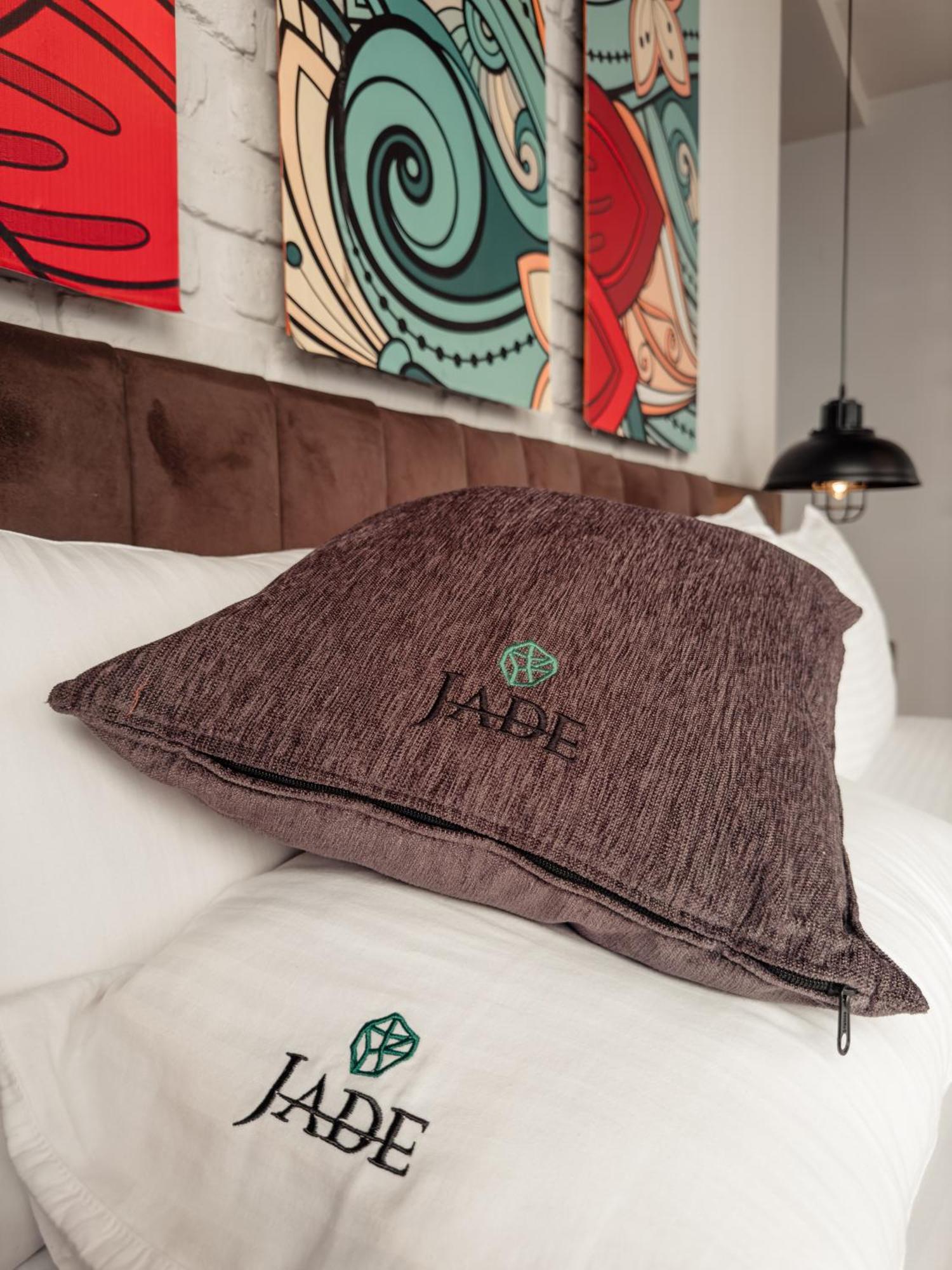 Jade City Hotel Pokhara Dış mekan fotoğraf